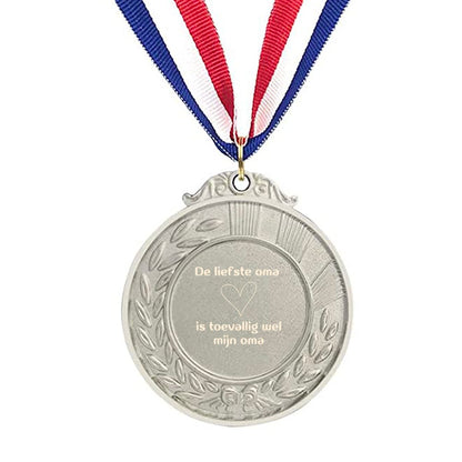de liefste oma is toevallig wel mijn oma medaille 🥇🥈🥉