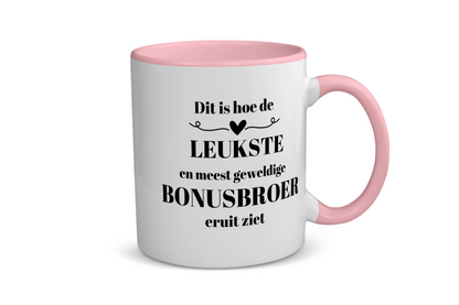 dit is hoe de leukste en meest geweldige bonusbroer eruit ziet Koffiemok - Theemok