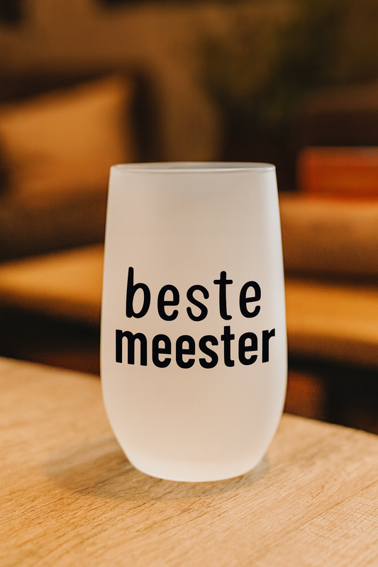 Gepersonaliseerd Wijnglas 400 ml – Frosted Glas | Stijlvol & Uniek Cadeau Collega beroep/meester